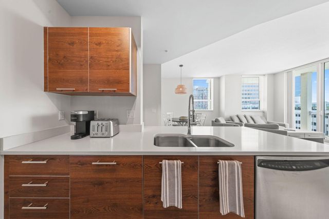 480 Hibiscus Street Unit 523, West Palm Beach, FL 33401