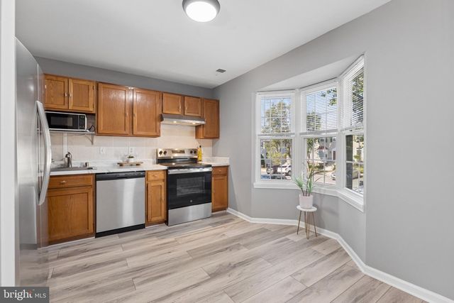 16324 TACONIC CIR, Dumfries, VA 22025