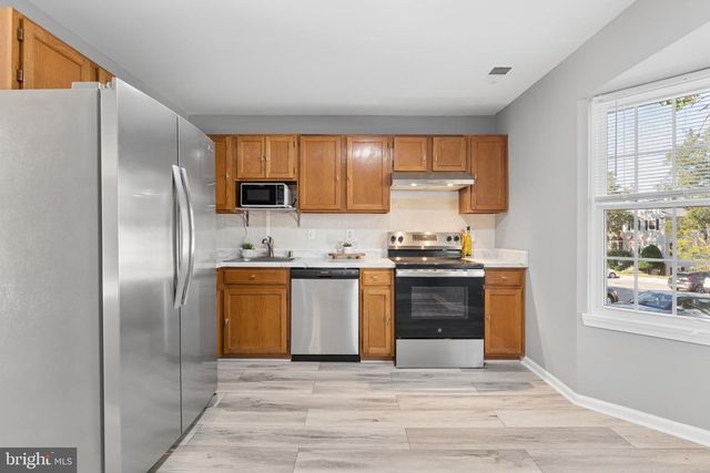 16324 TACONIC CIR, Dumfries, VA 22025