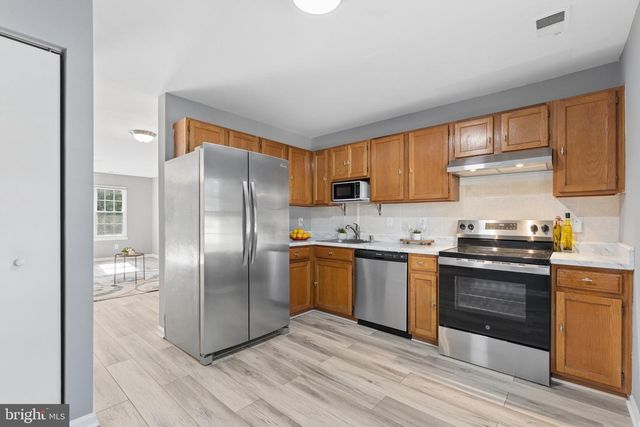 16324 TACONIC CIR, Dumfries, VA 22025