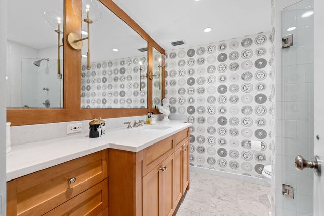 315 S Lake Drive 3d, Palm Beach, FL 33480