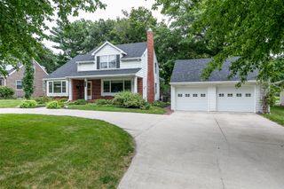 1025 13th Street, West Des Moines, IA 50265