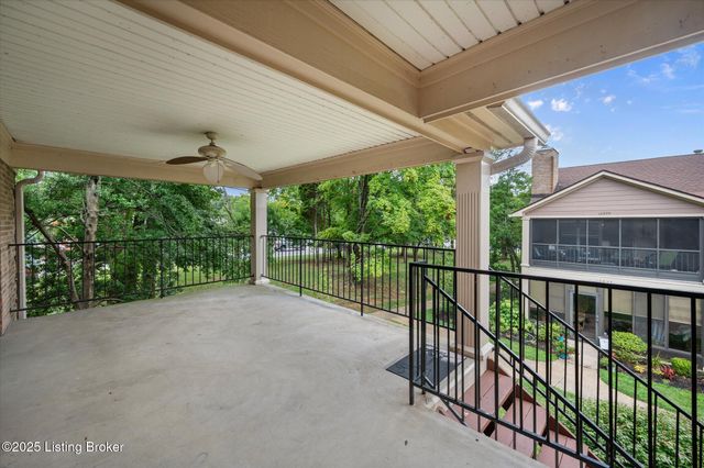 10339 Shelbyville Rd, Louisville, KY 40023