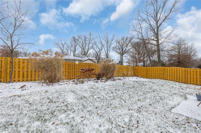 70 Filly Lane, Northfield, OH 44067