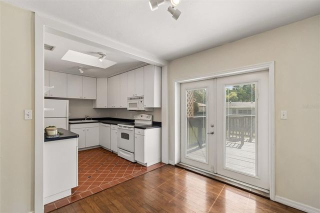 2805 S MANHATTAN AVENUE, Tampa, FL 33629