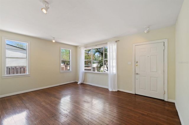2805 S MANHATTAN AVENUE, Tampa, FL 33629