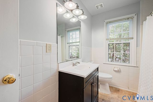13624 Thornhill Pl, Chester, VA 23836