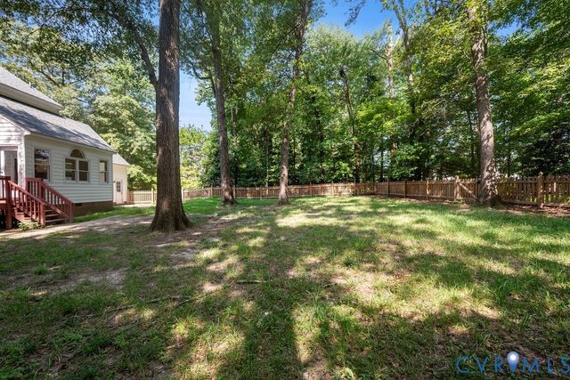 13624 Thornhill Pl, Chester, VA 23836