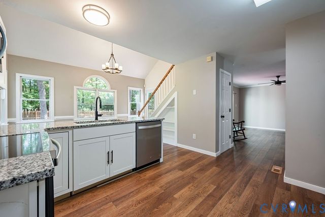 13624 Thornhill Pl, Chester, VA 23836