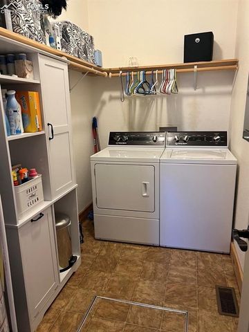 111 Rocchio Drive, Florence, CO 81226