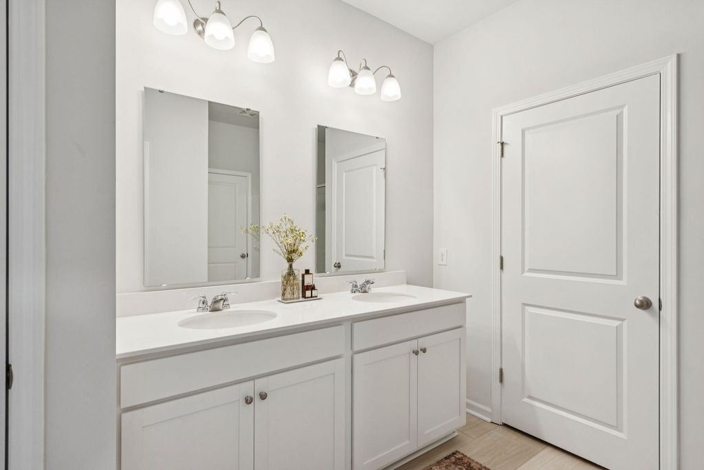 Image 18 of property listing at 1199 Wading Point Boulevard, Huger, SC 29450