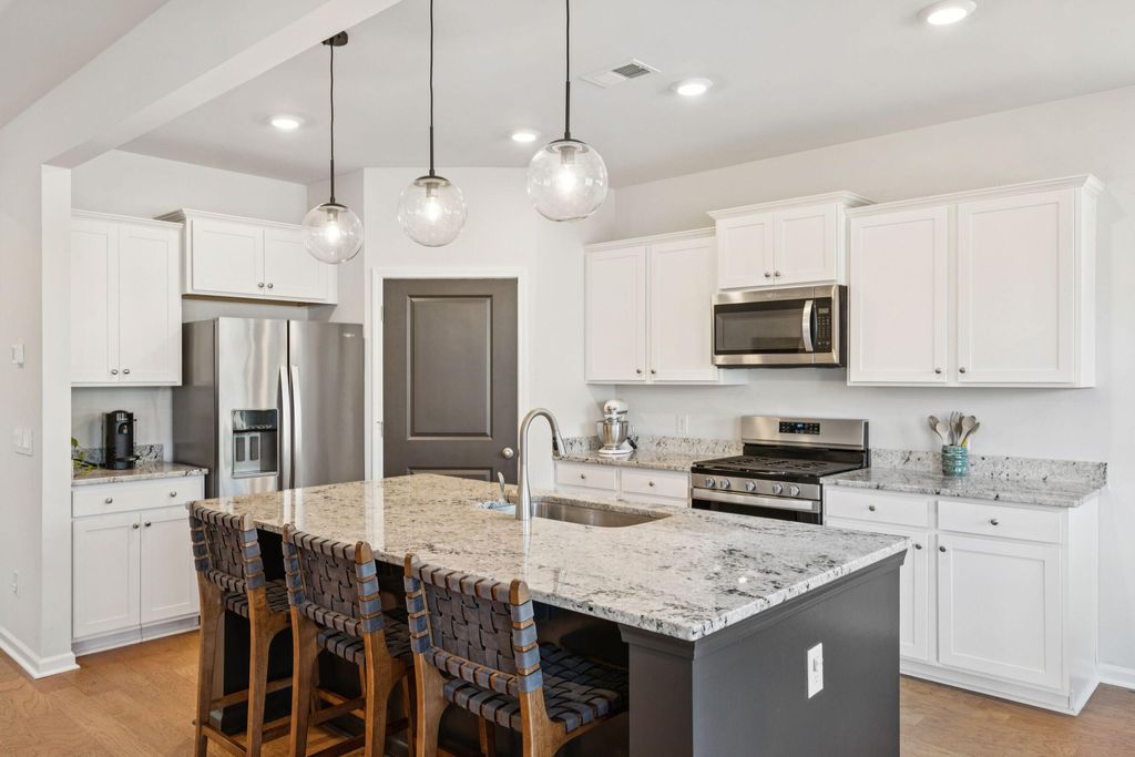 Image 6 of property listing at 1199 Wading Point Boulevard, Huger, SC 29450