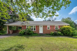 1613 Melinda Drive, Altavista, VA 24517