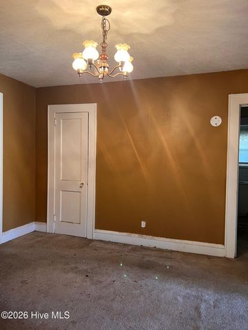 10199 Aberdeen Road, Aberdeen, NC 28315