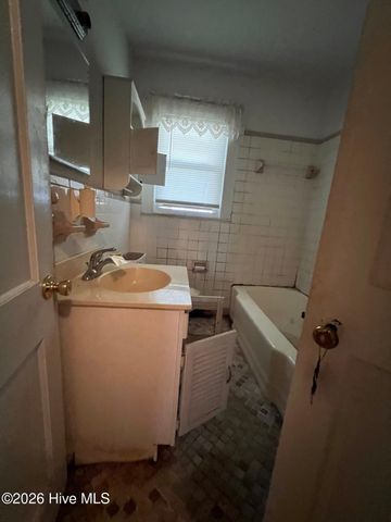 10199 Aberdeen Road, Aberdeen, NC 28315