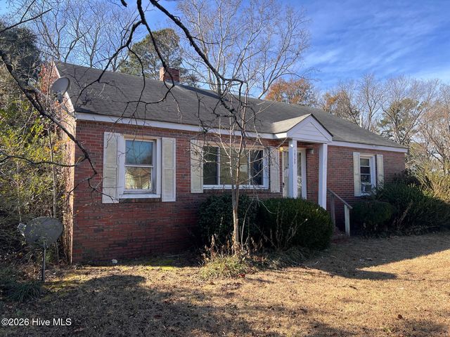 10199 Aberdeen Road, Aberdeen, NC 28315