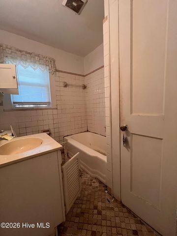 10199 Aberdeen Road, Aberdeen, NC 28315