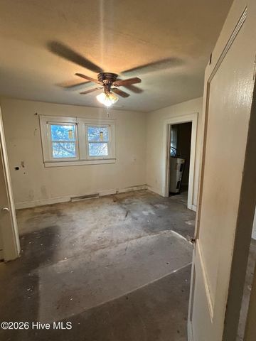 10199 Aberdeen Road, Aberdeen, NC 28315