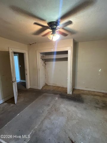10199 Aberdeen Road, Aberdeen, NC 28315
