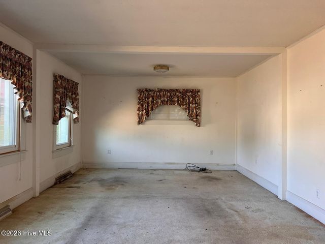 10199 Aberdeen Road, Aberdeen, NC 28315