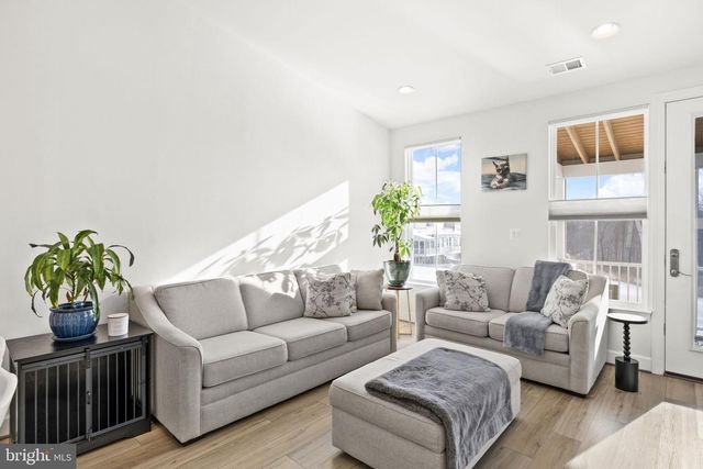 225 SMOKEBUSH DR, Stafford, VA 22554