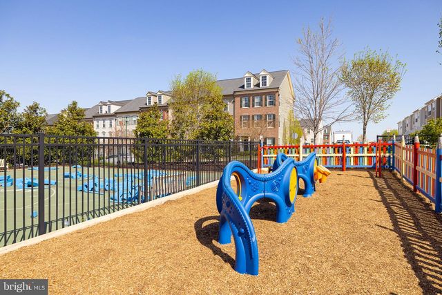 225 SMOKEBUSH DR, Stafford, VA 22554