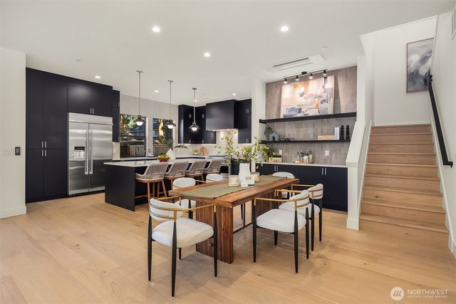 15014 SE 22nd Street, Bellevue, WA 98007