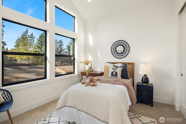 15014 SE 22nd Street, Bellevue, WA 98007