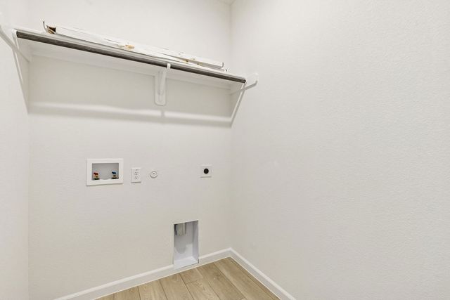 3875 Rose Hill Court, Denison, TX 75020