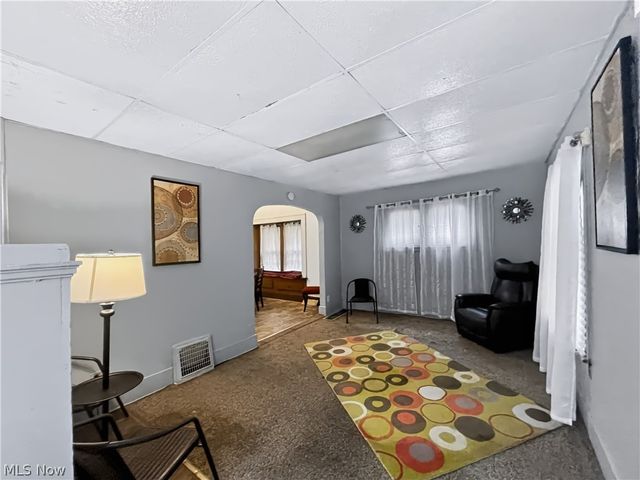 898 Haynes Street, Akron, OH 44307
