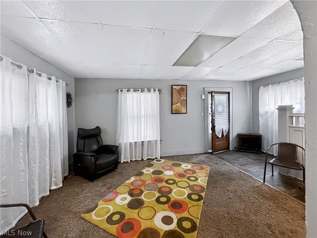 898 Haynes Street, Akron, OH 44307