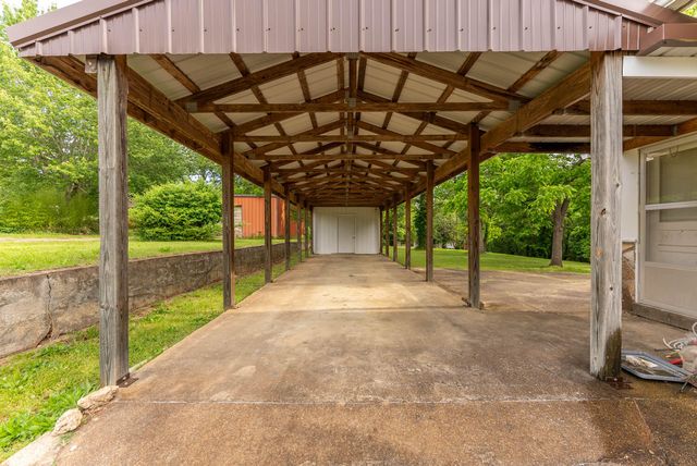 838 Chestnut Street, Thayer, MO 65791