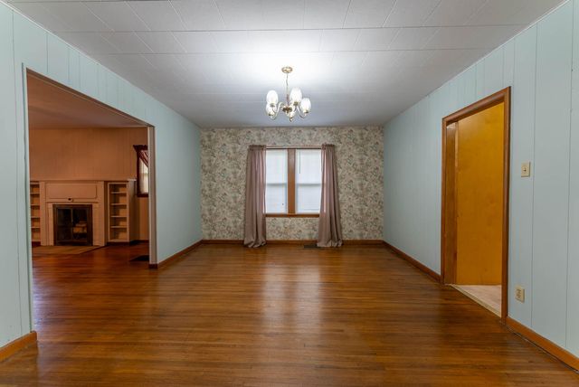 838 Chestnut Street, Thayer, MO 65791