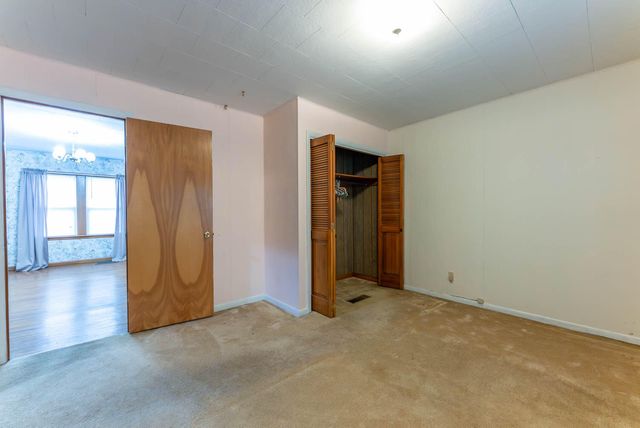 838 Chestnut Street, Thayer, MO 65791