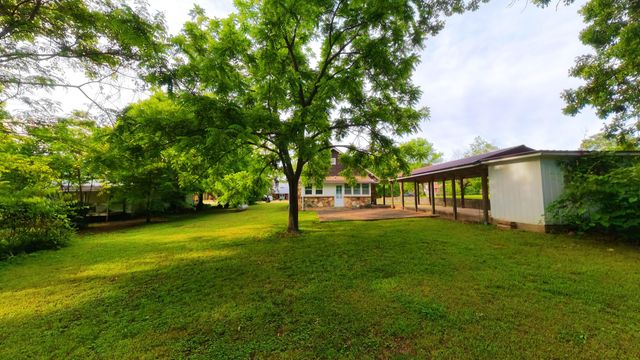 838 Chestnut Street, Thayer, MO 65791