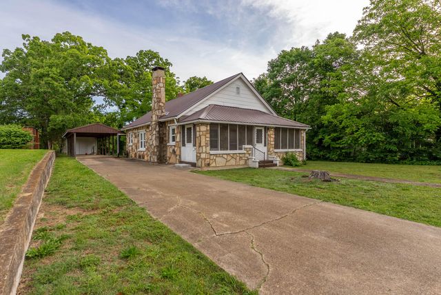 838 Chestnut Street, Thayer, MO 65791