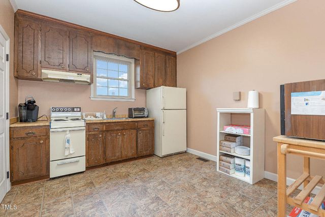 2228 N Main Street, Fuquay Varina, NC 27526