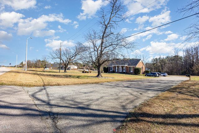 2228 N Main Street, Fuquay Varina, NC 27526