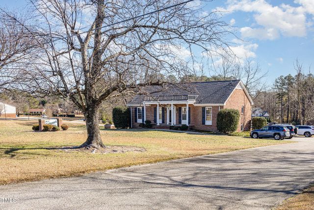 2228 N Main Street, Fuquay Varina, NC 27526