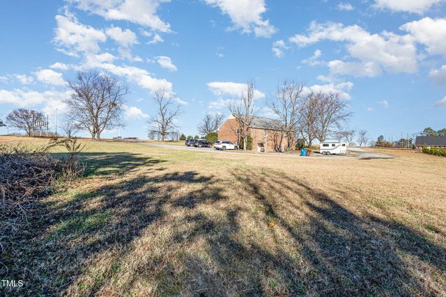 2228 N Main Street, Fuquay Varina, NC 27526