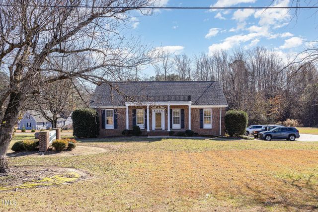 2228 N Main Street, Fuquay Varina, NC 27526