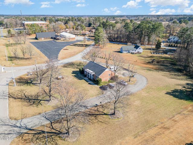 2228 N Main Street, Fuquay Varina, NC 27526