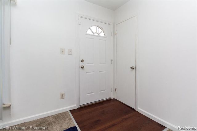 21503 Eastwood Boulevard, Warren, MI 48089