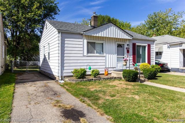21503 Eastwood Boulevard, Warren, MI 48089