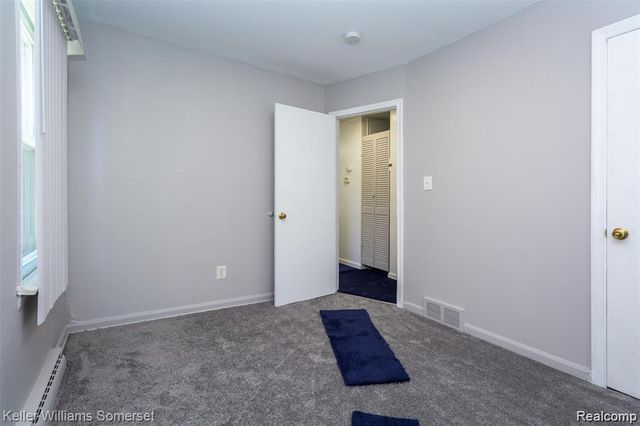 21503 Eastwood Boulevard, Warren, MI 48089