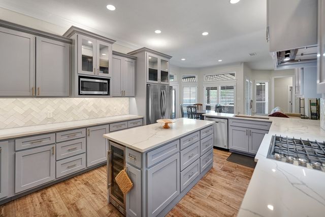 5400 Hillcrest Court, Midland, TX 79707