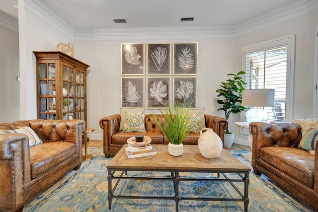 5400 Hillcrest Court, Midland, TX 79707