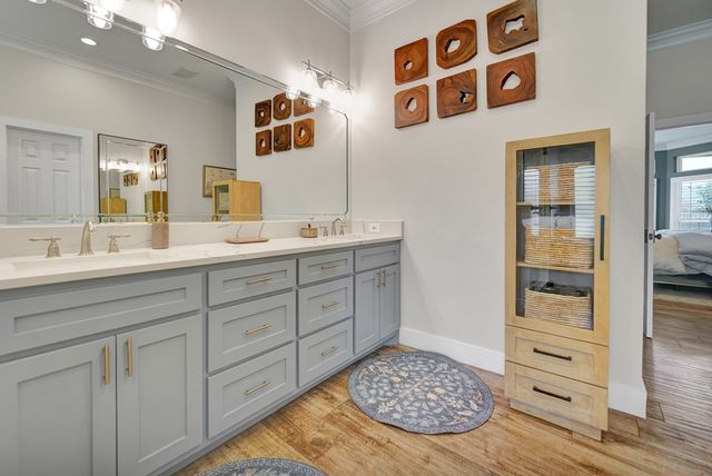 5400 Hillcrest Court, Midland, TX 79707