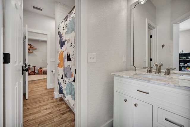 5400 Hillcrest Court, Midland, TX 79707