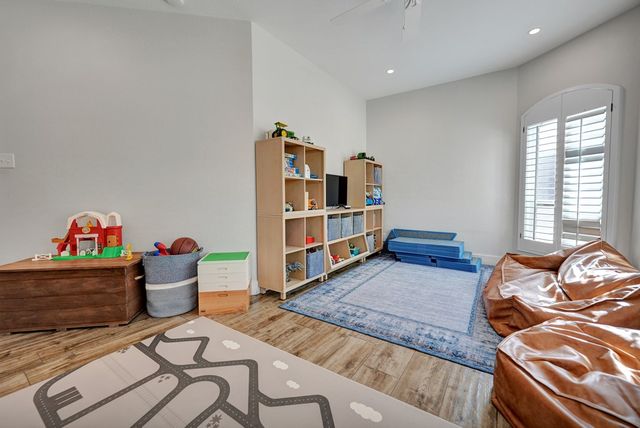 5400 Hillcrest Court, Midland, TX 79707